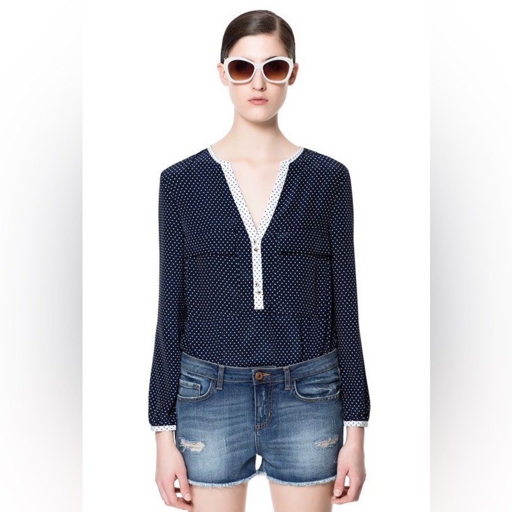 Zara Sz.S navy blue polka dot v neck blouse